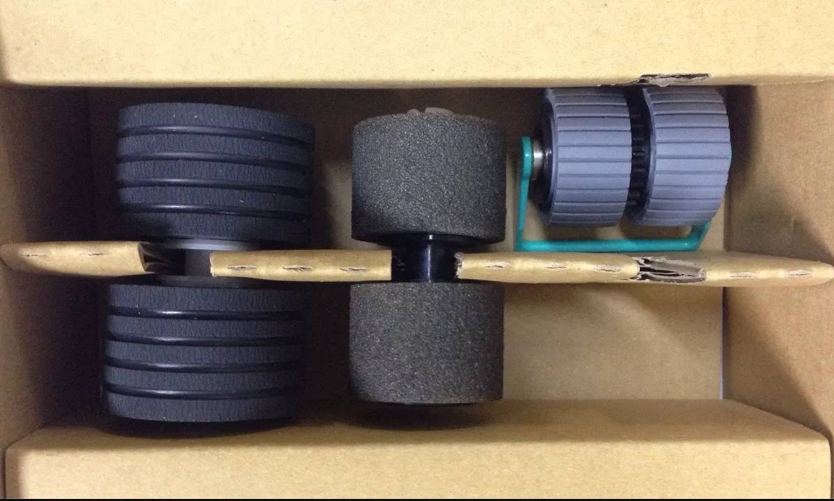 Комплект роликов Canon Exchange Roller Kit для DR-X10C