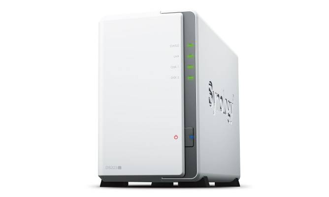 Synology DS223j Сетевое хранилище 2×2.5″/3.5″ SATA, Realtek RTD1296-1.7GHz, 1 GB DDR4, 1×1 Гбит/с, 2xUSB